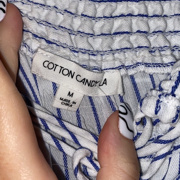 Crop Top - Picture 2 of 3